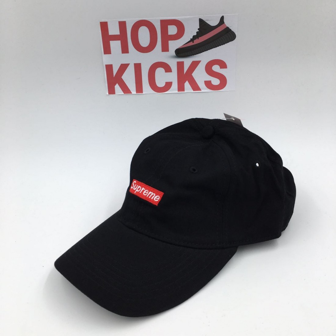 Black supreme hat red logo online